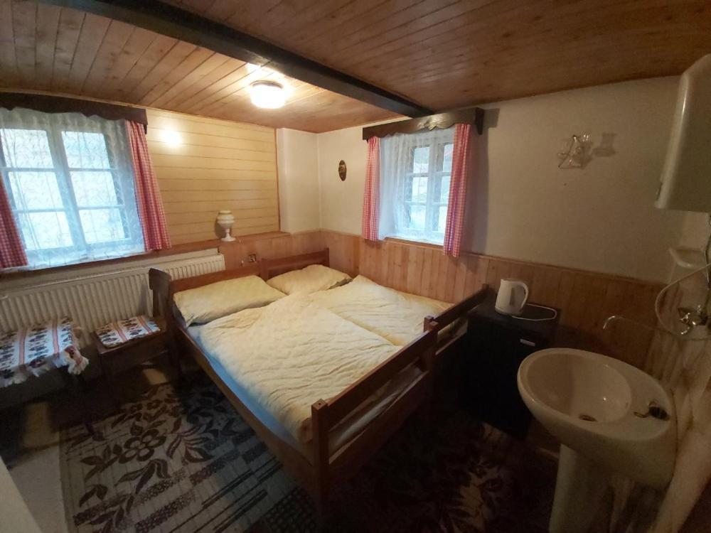 Ubytovani V Retro Chalupe Na Vecnosti Tanvald Exterior foto